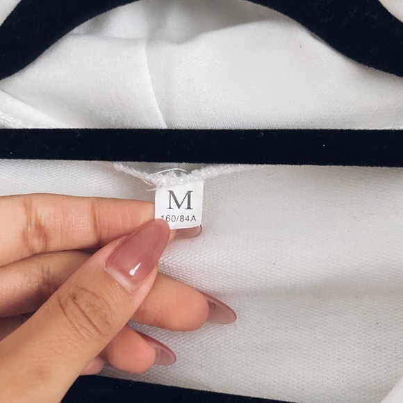 SHEIN Cropped Zip up Hoodie - Picture 3 of 3